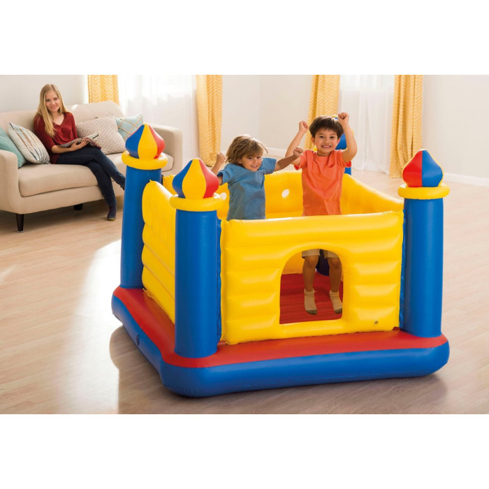 Надувной игровой центр-батут Intex 48259 Castle Bouncer (175х175х135 см) Надувной игровой центр-батут Intex 48259 Castle Bouncer (175х175х135 см)