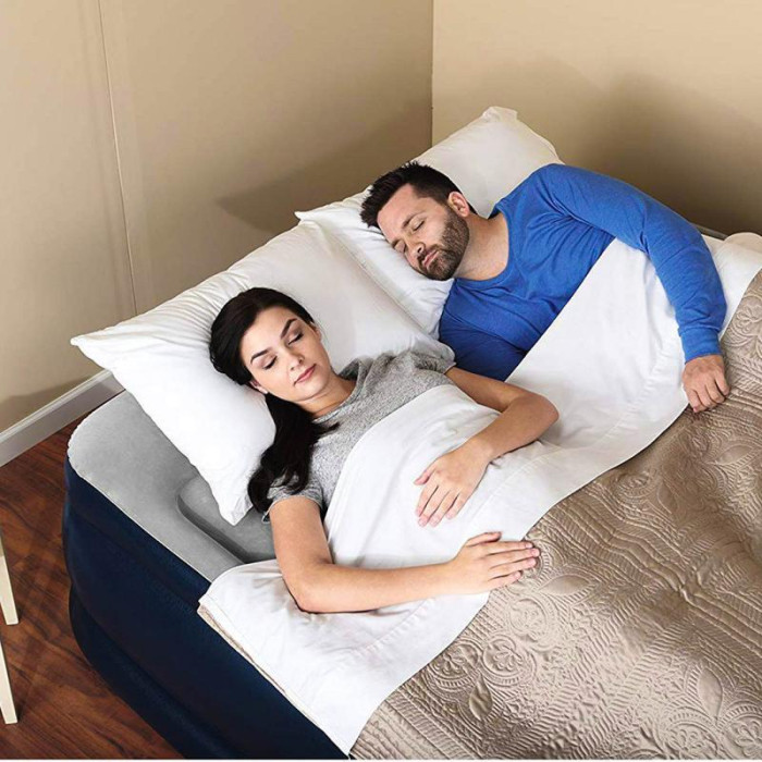 Надувная кровать Bestway 67614 двуспальная (203х152х56 см) Надувная кровать Bestway 67614 двуспальная (203х152х56 см)