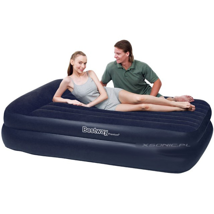 Двуспальная надувная кровать Bestway 67403 (203х152х46 см.) встроенный электрический насос Двуспальная надувная кровать Bestway 67403 (203х152х46 см.) встроенный электрический насос